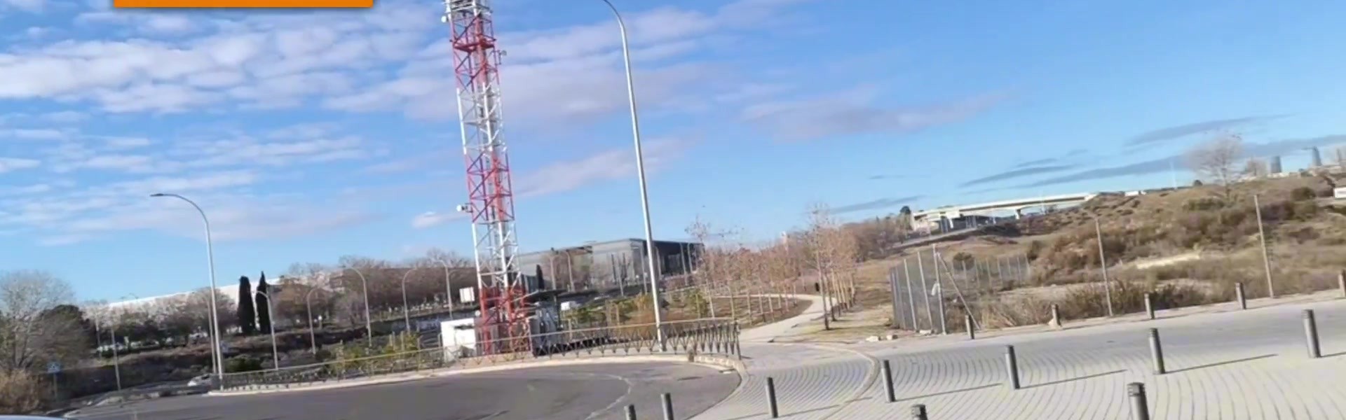 意甲2025-因伤缺席西超杯，姆巴佩抵达皇马基地继续进行康复训练